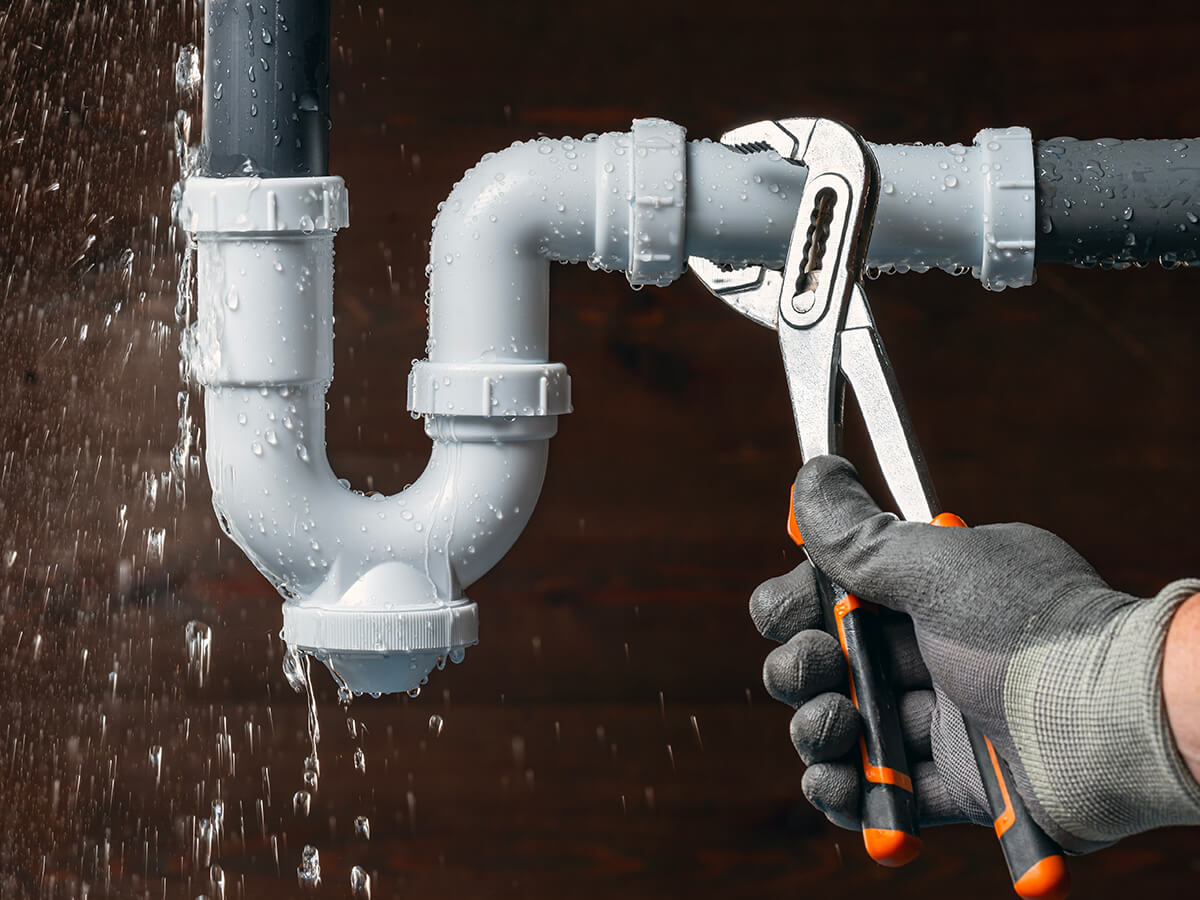 Common-Signs-Your-Water-Pressure-Is-Too-High