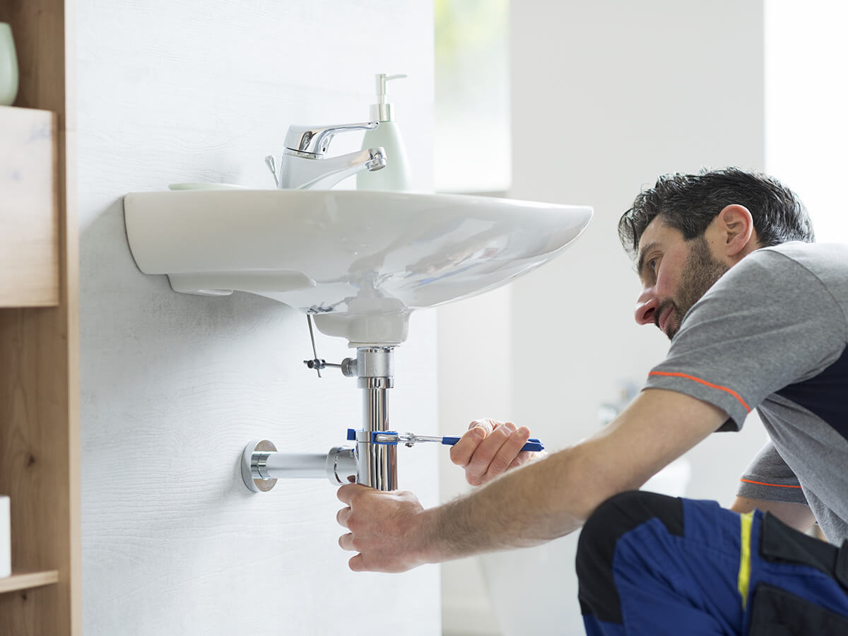Plumbing-Repairs-to-Schedule-Early